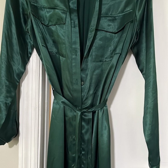 L’Academie Long Sleeve Button Evening Shirt Dress - Picture 3 of 4